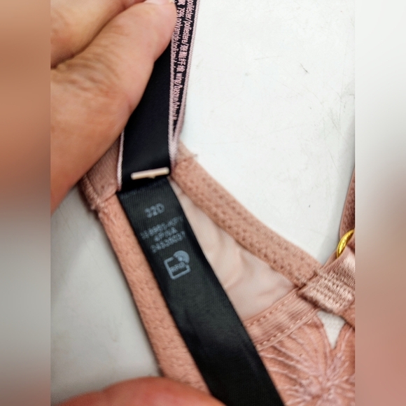 Victoria's Secret Dream Angels Floral Laced Mesh Detail Blush Mauve Bra Size 32D - Picture 10 of 12